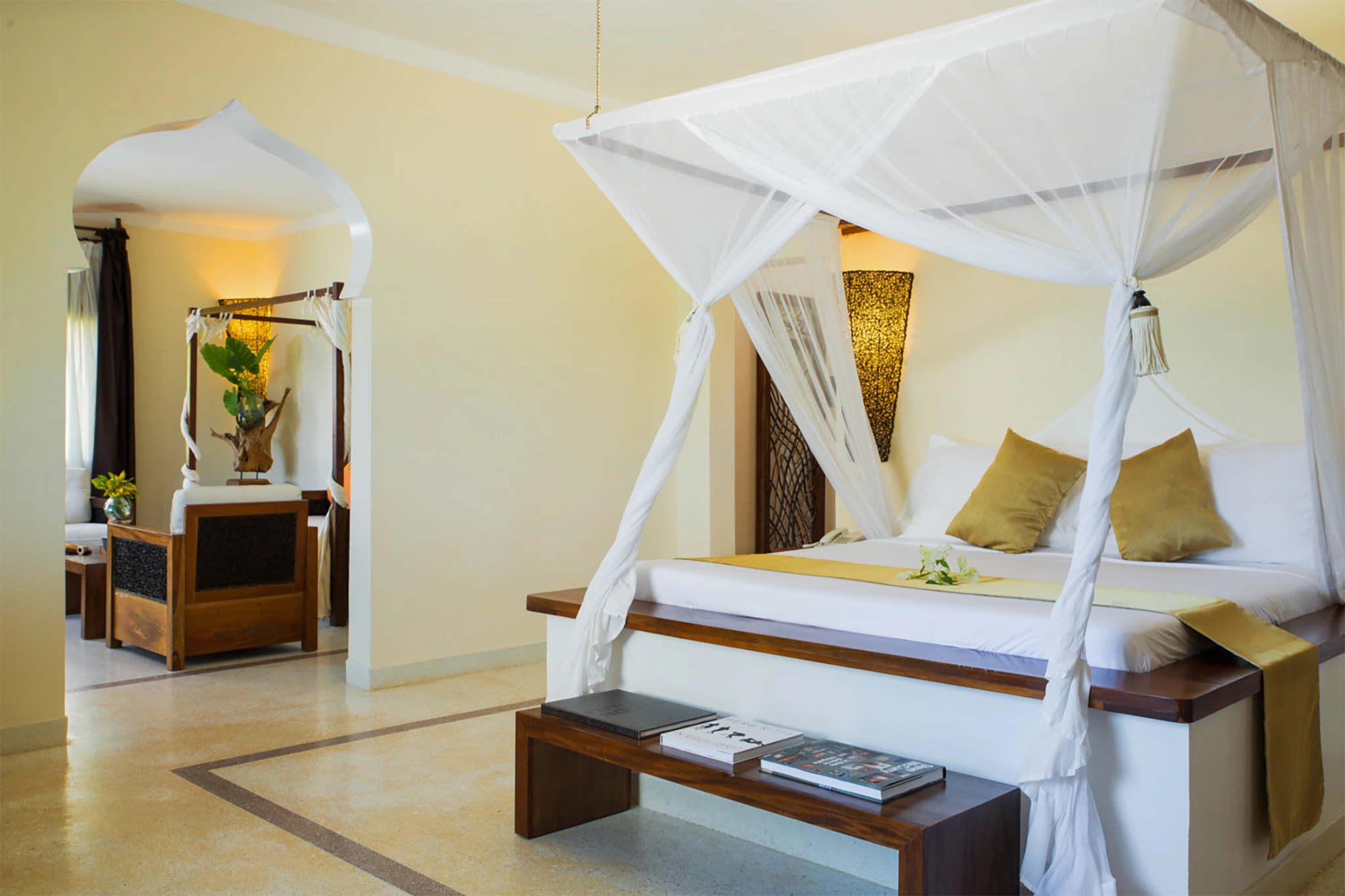 10-Day Best Honeymoon Luxury Safari & Zanzibar Beach